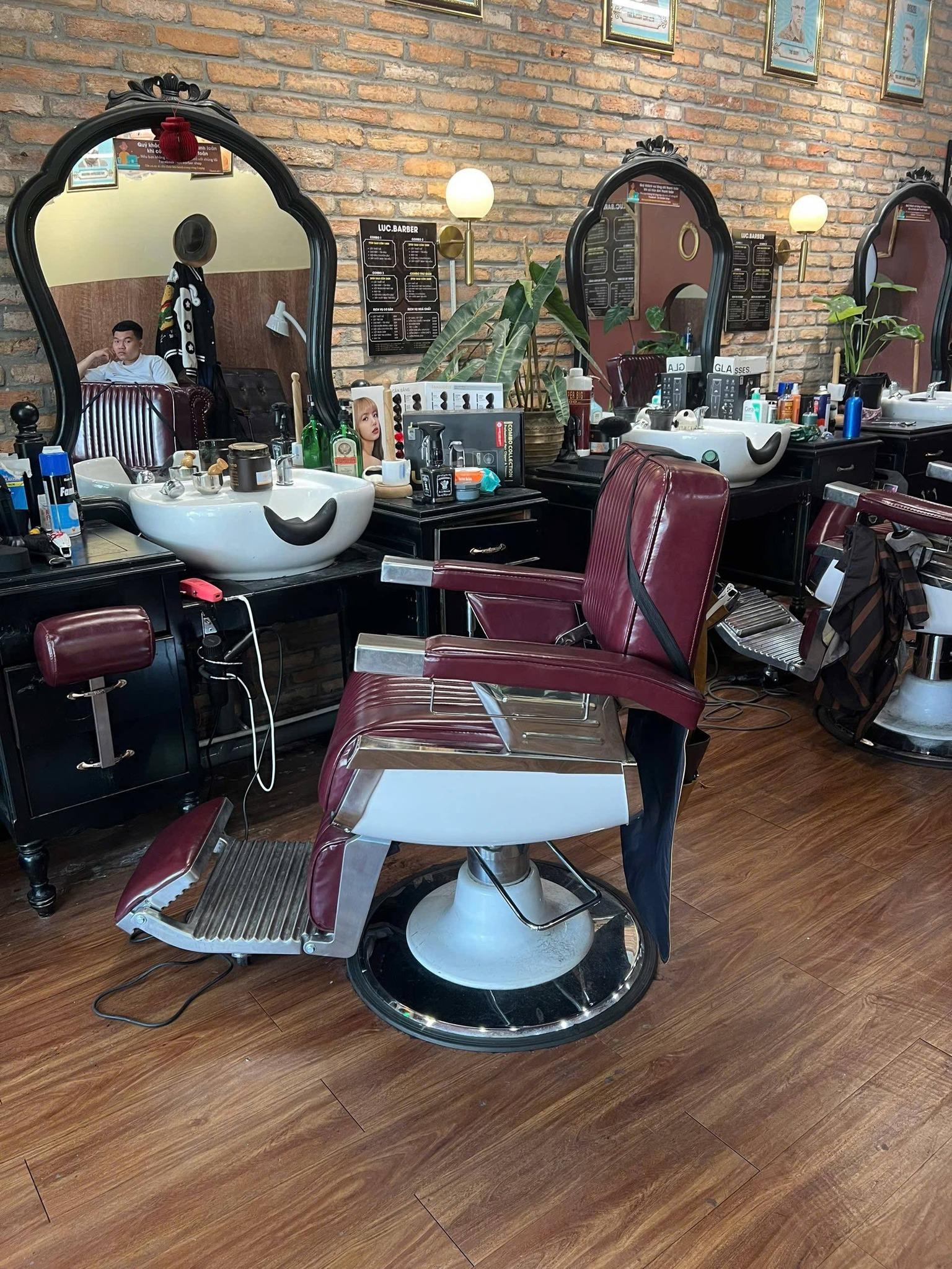 Cạnh tranh ngành Barber 2026: Tại sao Ghế cắt tóc nam chất lượng là vũ khí sống còn?