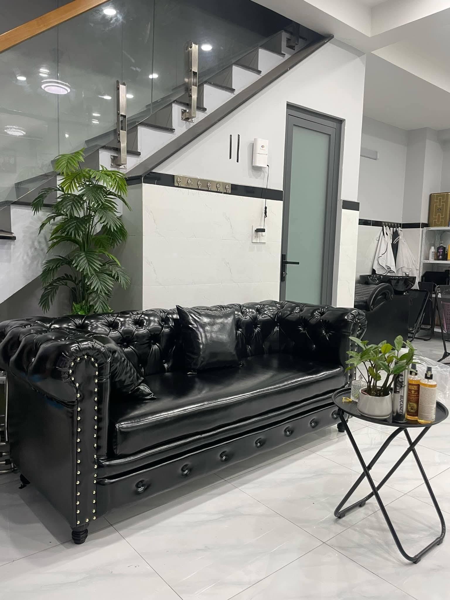 Ghế cắt tóc nam Võ Thanh Huy