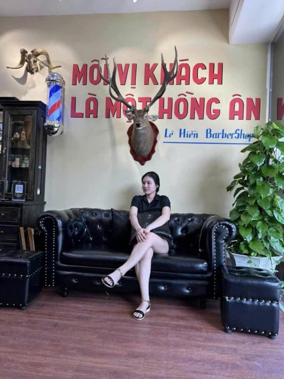 Ghế cắt tóc nam Võ Thanh Huy